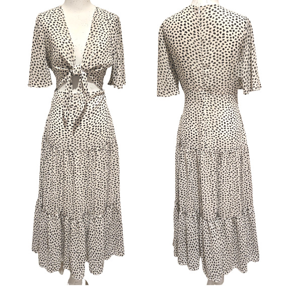 Lani the Label Hazel Keyhole Tie Bodice Tiered Flutter Sleeve Maxi Dress, Size M - Picture 3 of 9